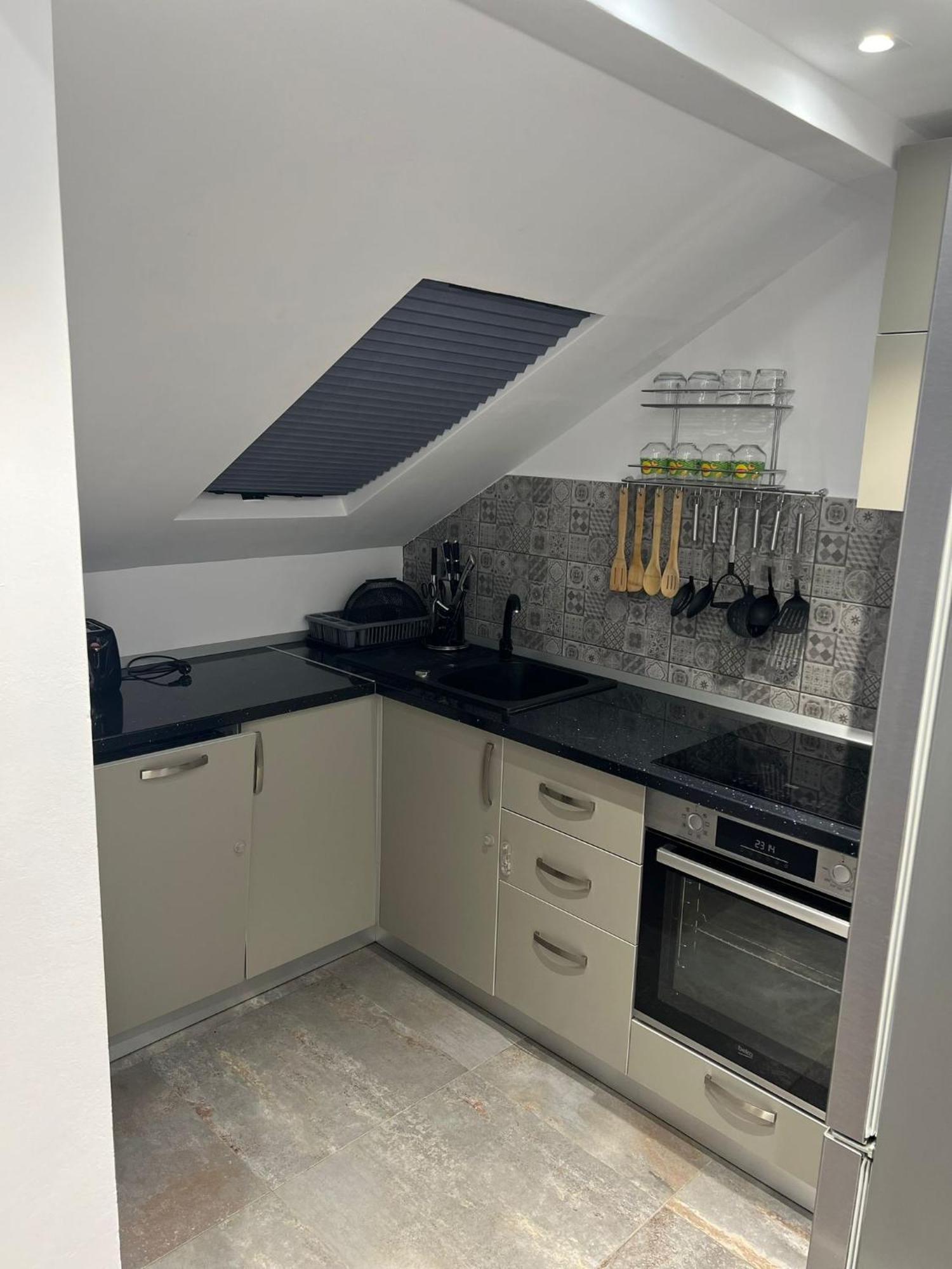 Apartament Mansarda Venus Râmnicu Vâlcea Exterior foto